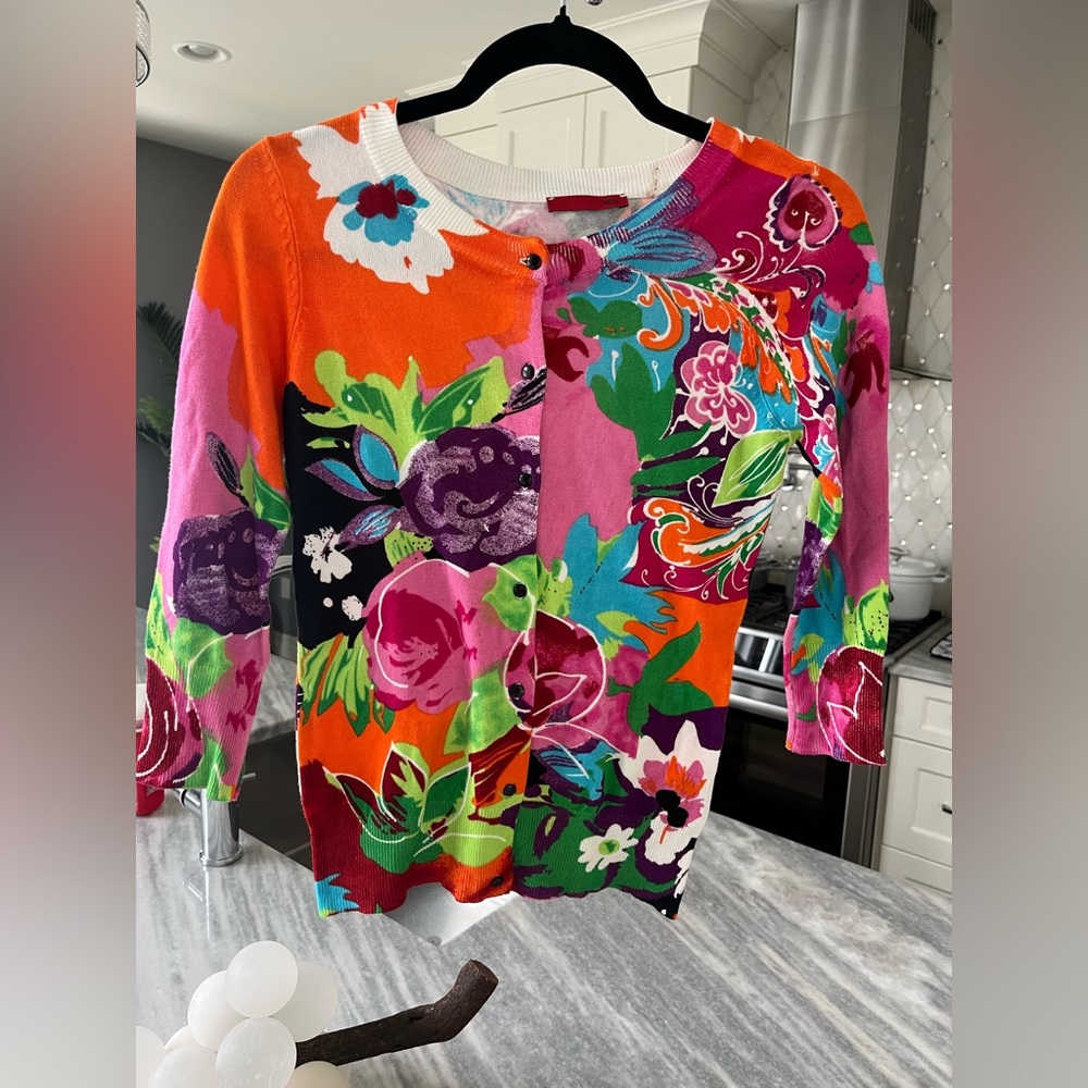 Red dressing rich sweater for the spring summer extra small
